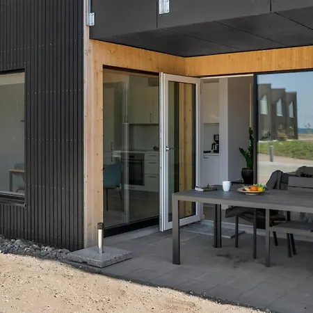 Havnehusene, Lejl 57 *